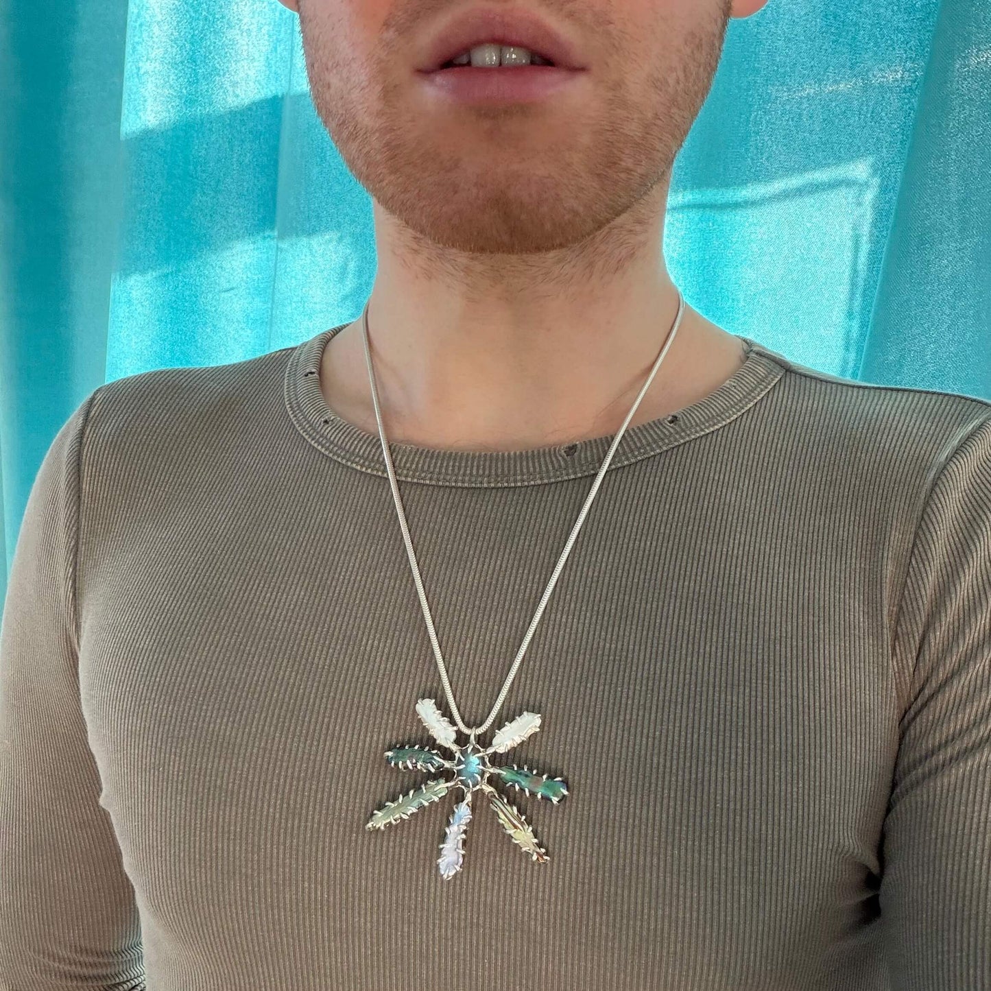Anemone pendant