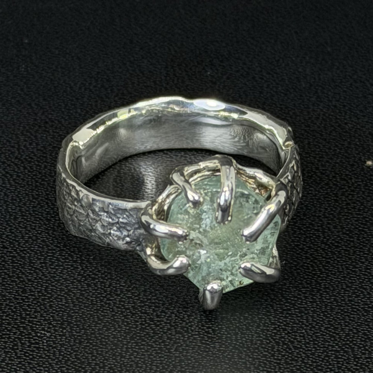 Lizard aquamarine ring