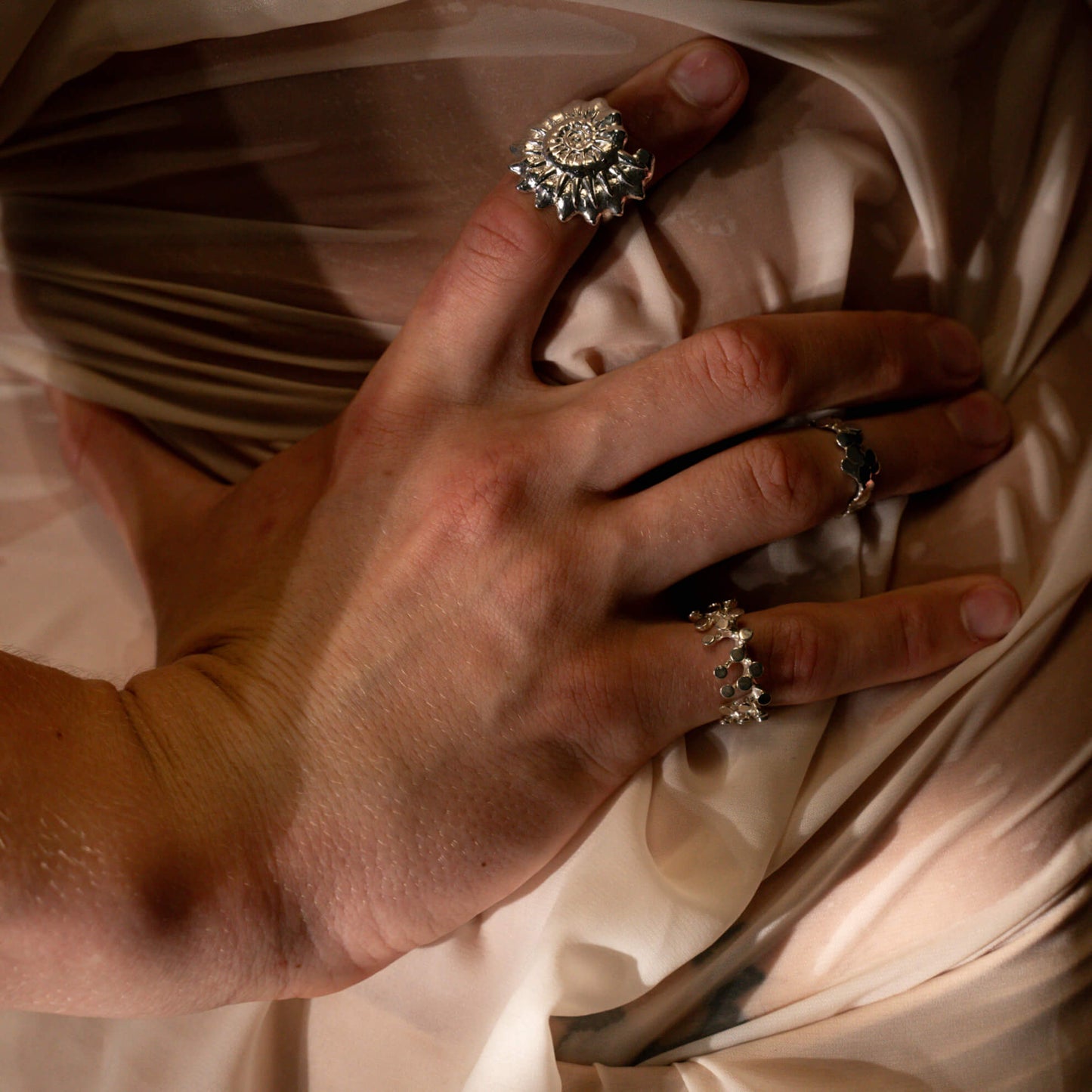 Big spiral ring