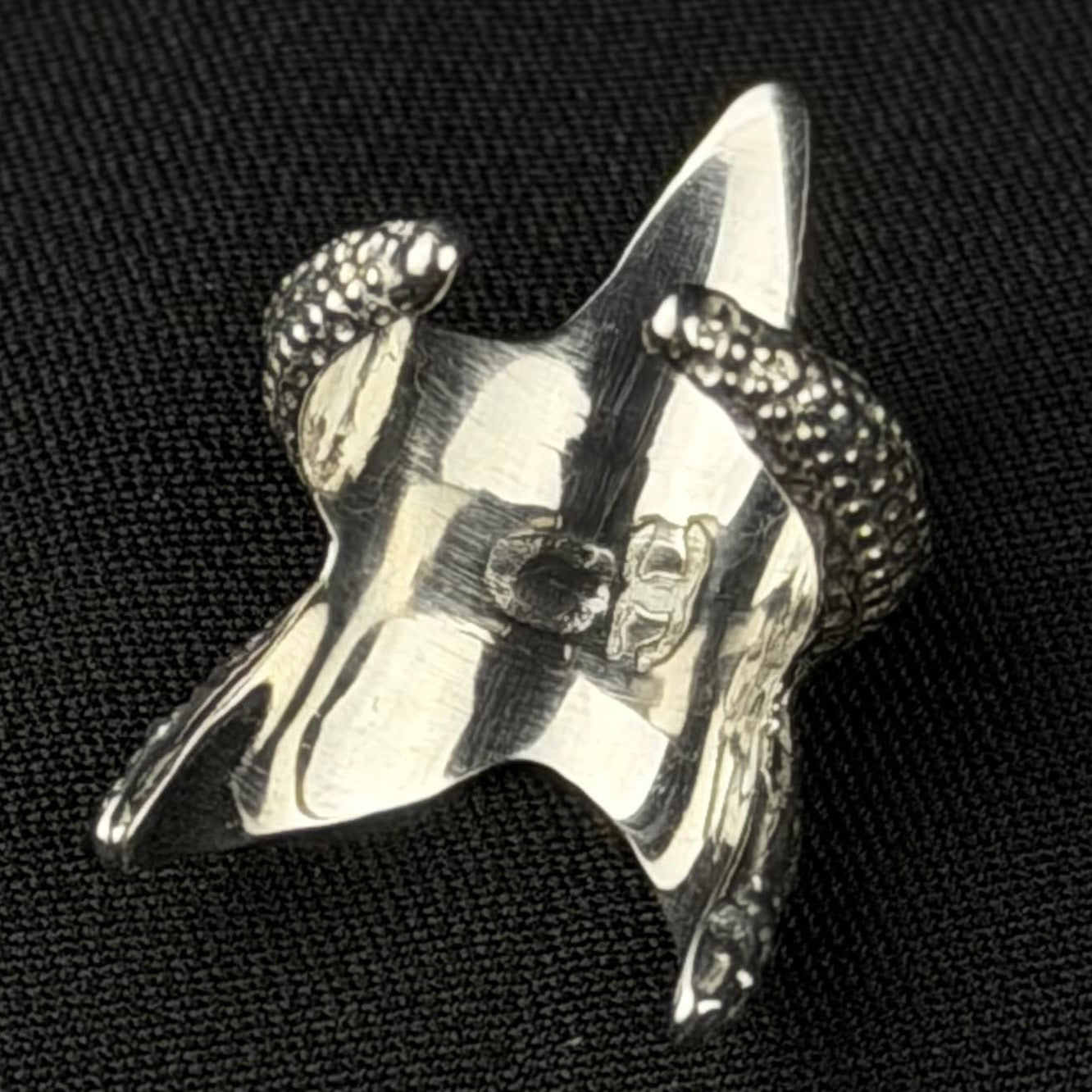Star earcuff