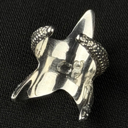 Star earcuff