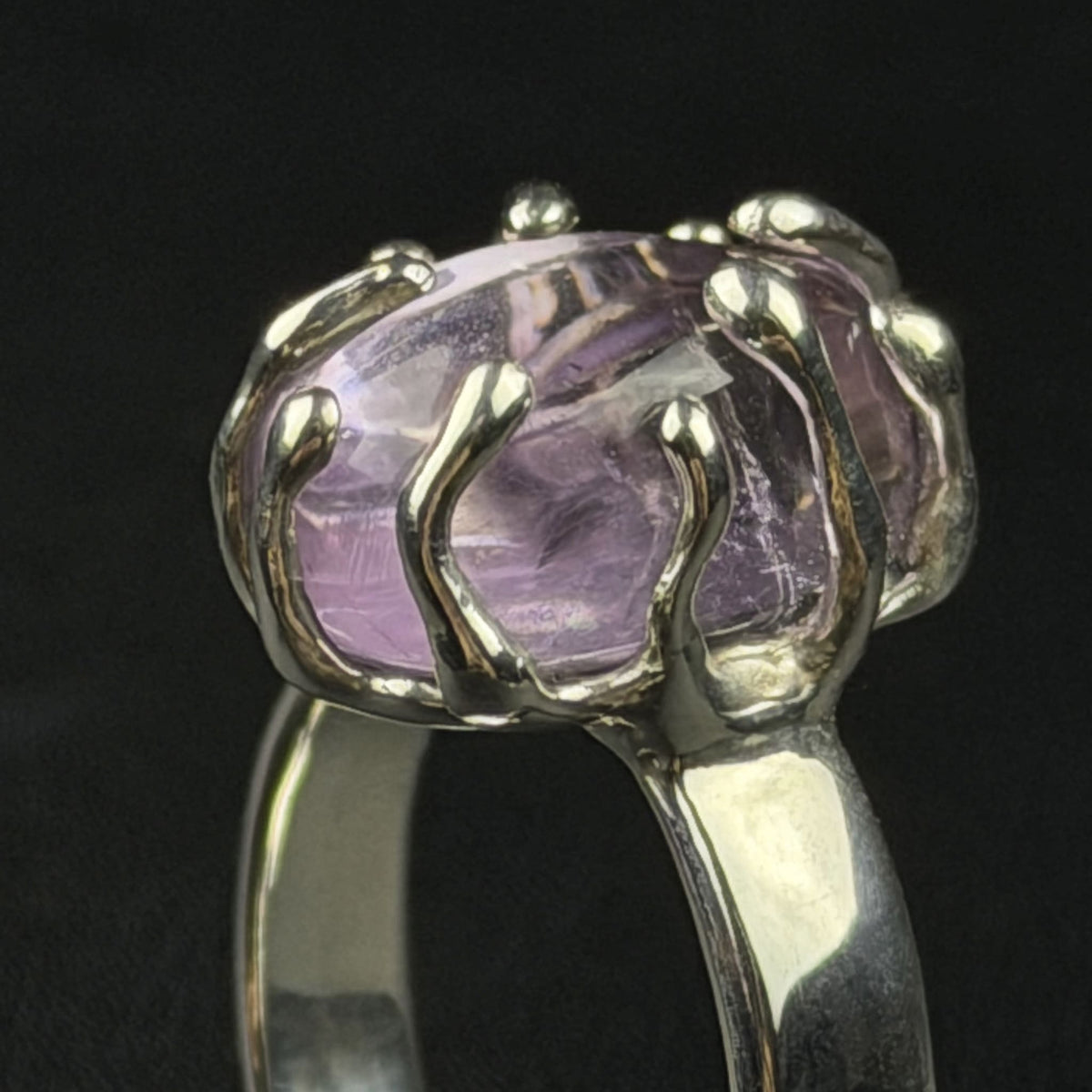 Anemone ring