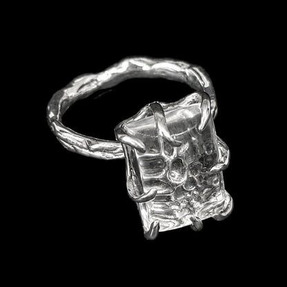 Specimen quartz ring