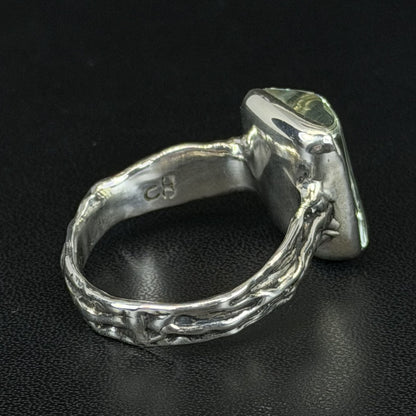 Specimen aquamarine ring