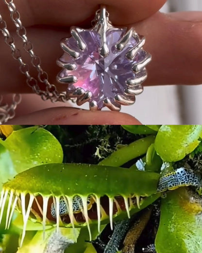 Hearttrap pendant