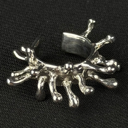 Hydra earcuff